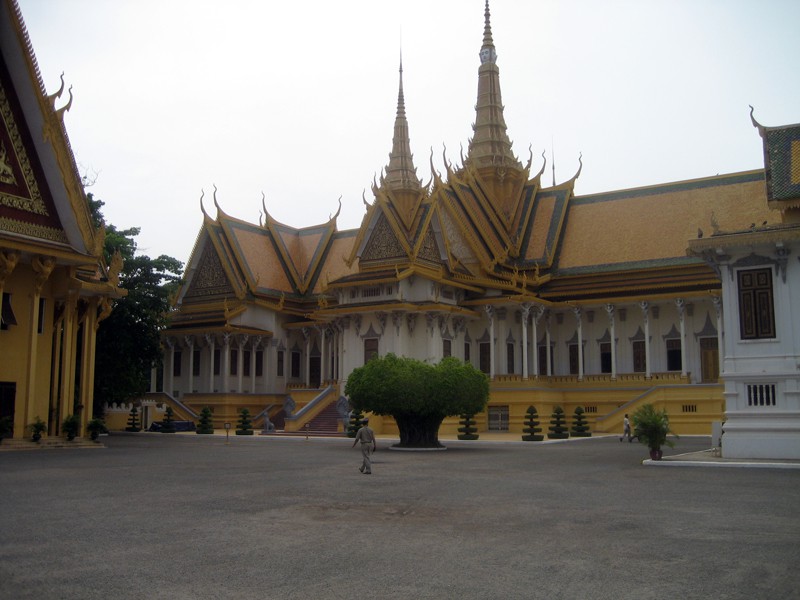 royal-palace-11
